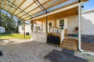 354 Canning Dr, Wewahitchka, FL 32465 - Photo 8