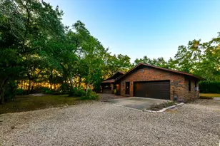 211 N Bayshore Dr, Eastpoint, FL 32328 - Photo 48