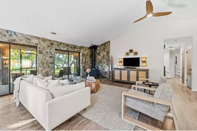 211 N Bay Shore Dr, Eastpoint, FL 32328 - Photo 18