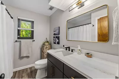 211 N Bay Shore Dr, Eastpoint, FL 32328 - Photo 30