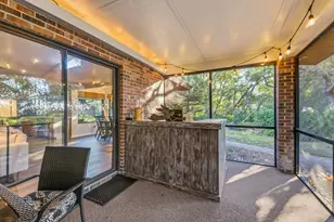 211 N Bayshore Dr, Eastpoint, FL 32328 - Photo 38