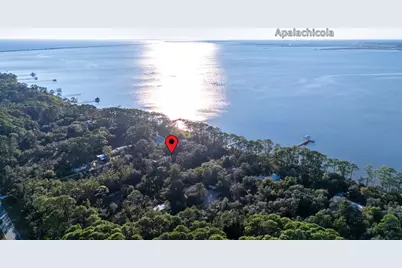 211 N Bay Shore Dr, Eastpoint, FL 32328 - Photo 6