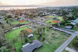 1004 Marvin Ave, Port Saint Joe, FL 32456 - Photo 54