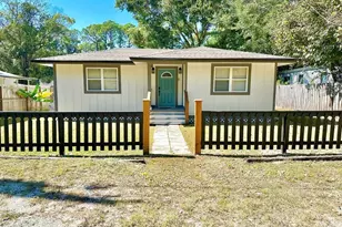 334 22nd Ave, Apalachicola, FL 32320 - Photo 2
