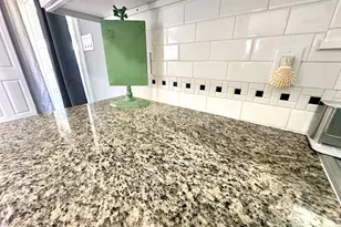 334 22nd Ave, Apalachicola, FL 32320 - Photo 10