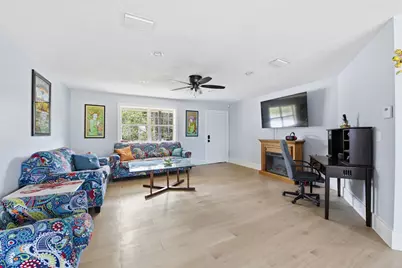 673 Wilderness Rd, Eastpoint, FL 32328 - Photo 6