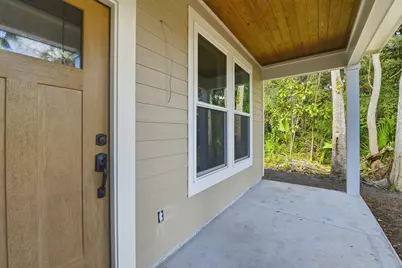 114 8th St, Apalachicola, FL 32320 - Photo 6