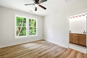 114 8th St, Apalachicola, FL 32320 - Photo 22