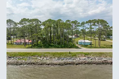 589 Hwy 98, Eastpoint, FL 32328 - Photo 2