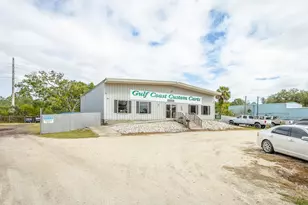 631 Hwy 98 W, Apalachicola, FL 32320 - Photo 1