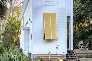174 1/2 Dr Frederick S Humphries St, Apalachicola, FL 32320 - Photo 2