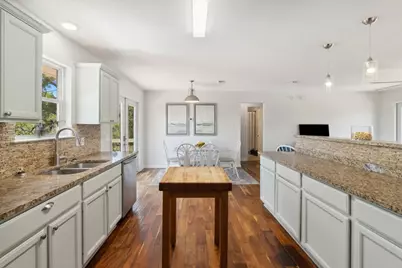 564 W Bay Shore Dr, Saint George Island, FL 32328 - Photo 18