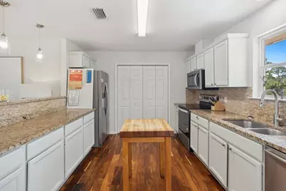 564 W Bay Shore Dr, Saint George Island, FL 32328 - Photo 16