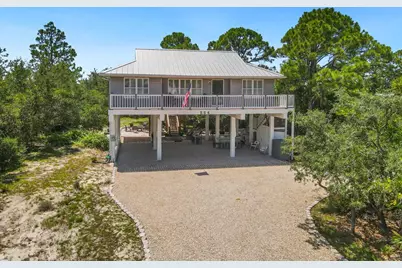 564 W Bay Shore Dr, Saint George Island, FL 32328 - Photo 2