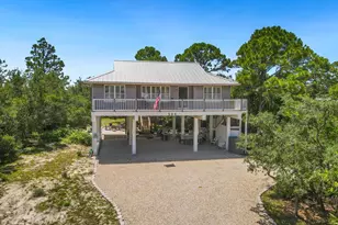 564 W Bay Shore Dr, Saint George Island, FL 32328 - Photo 2