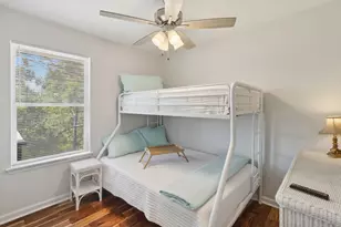 564 W Bay Shore Dr, Saint George Island, FL 32328 - Photo 34