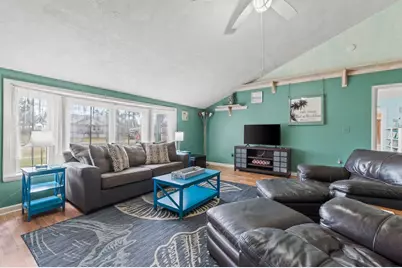 605 10th St, Port Saint Joe, FL 32456 - Photo 10