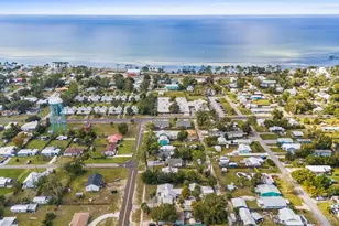 605 10th St, Port Saint Joe, FL 32456 - Photo 6