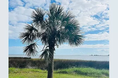 1002 Gulf Ave, Carrabelle, FL 32322 - Photo 28