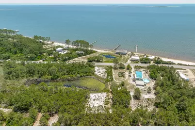 2077 Hwy 98 W, Carrabelle, FL 32322 - Photo 4