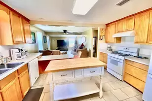 7512 Alabama Ave, Port Saint Joe, FL 32456 - Photo 2