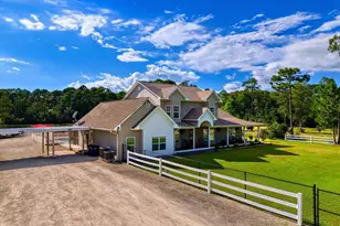 176 Jule St, Apalachicola, FL 32320 - Photo 2