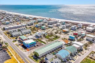 104 S 40th St, Mexico Beach, FL 32456 - Photo 4