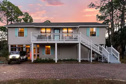 924 E Pine Ave, Saint George Island, FL 32328 - Photo 2
