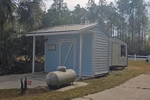 737 Mill Rd, Carrabelle, FL 32322 - Photo 30