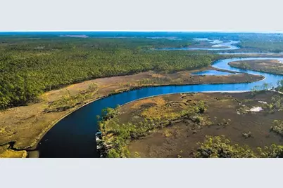 737 Mill Rd, Carrabelle, FL 32322 - Photo 40