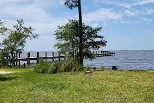 223 N Bayshore Dr, Eastpoint, FL 32328 - Photo 8