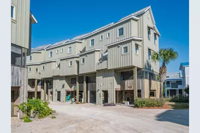 400 Pirates Landing Dr, Carrabelle, FL 32322 - Photo 2