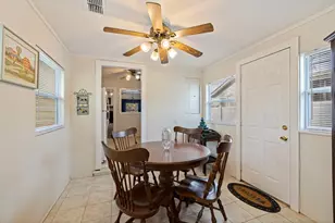 1821 34th Ave N, Saint Petersburg, FL 33713 - Photo 12