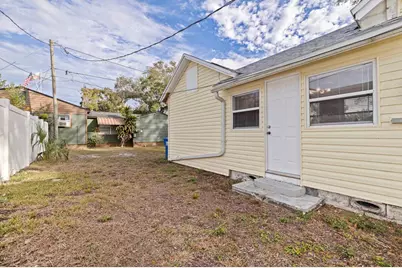 1821 34th Ave N, Saint Petersburg, FL 33713 - Photo 18