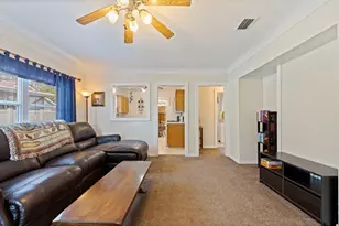 1821 34th Ave N, Saint Petersburg, FL 33713 - Photo 24