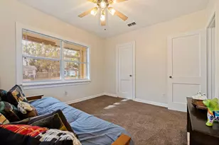 1821 34th Ave N, Saint Petersburg, FL 33713 - Photo 16