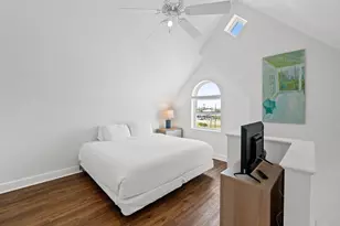 160 E Gorrie Dr, Saint George Island, FL 32328 - Photo 30