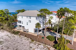 1629 Wayfarers Ct, Saint George Island, FL 32328 - Photo 6