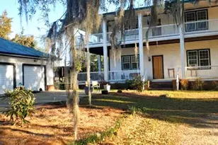 4686 Dunaway Rd, Bascom, FL 32423 - Photo 2