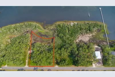 2724 Hwy 98 E, Lanark Village, FL 32323 - Photo 6