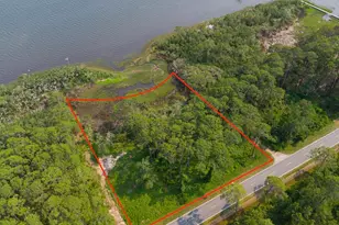 2724 Hwy 98 E, Lanark Village, FL 32323 - Photo 1