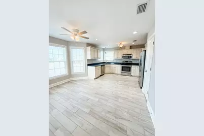 115 St Frances St, Mexico Beach, FL 32456 - Photo 10