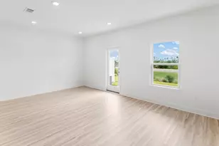 350 Chateau Ln, Port Saint Joe, FL 32456 - Photo 10