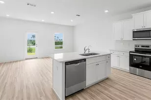 350 Chateau Ln, Port Saint Joe, FL 32456 - Photo 6