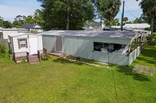 520 Seventh St, Port Saint Joe, FL 32456 - Photo 38