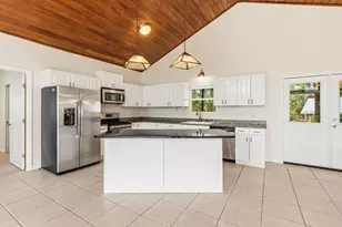 100 Melanie Ln, Apalachicola, FL 32320 - Photo 30