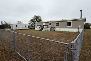 167 Annie Ave, Wewahitchka, FL 32465 - Photo 2