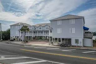 401 St James Ave, Carrabelle, FL 32323 - Photo 10