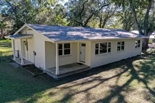 11 Shadow Ln, Apalachicola, FL 32320 - Photo 1