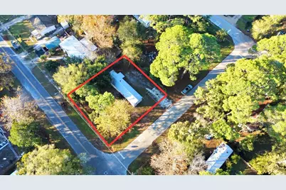 280 24th Ave, Apalachicola, FL 32320 - Photo 1